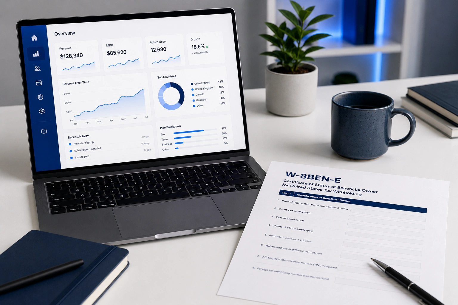 Yabancı bir SaaS kurucusu, yazılım panosu ve ödeme platformu onboarding ekranının yanında dizüstü bilgisayarda IRS Form W-8BEN-E dolduruyor